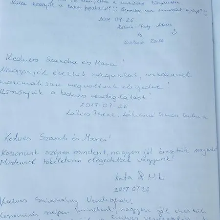 بيت ضيافة Szivarvany Vendeghaz Badacsony باداتشونيتوماي