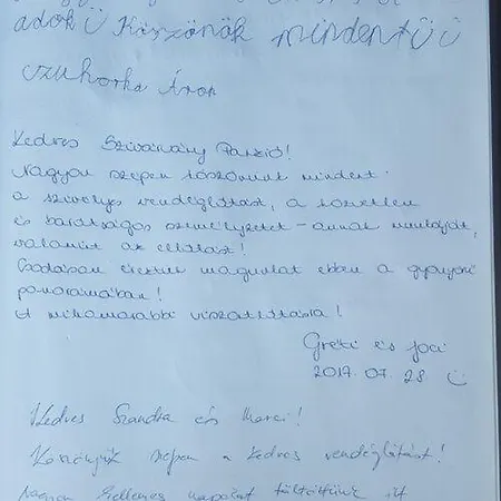 Szivarvany Vendeghaz Badacsony Гостевой дом *