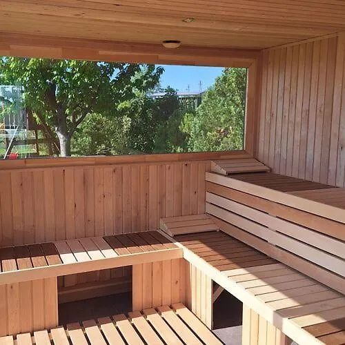 Szivarvany Vendeghaz Badacsony בית הארחה