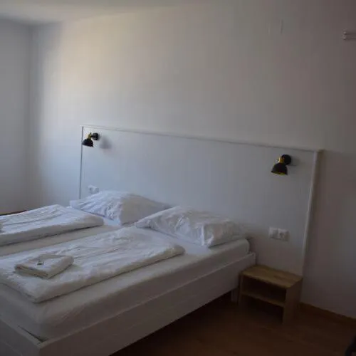 Szivarvany Vendeghaz Badacsony *